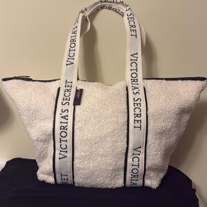 Victoria’s Secret overnight bag with Sherpa fur and black faux leather, zip top
